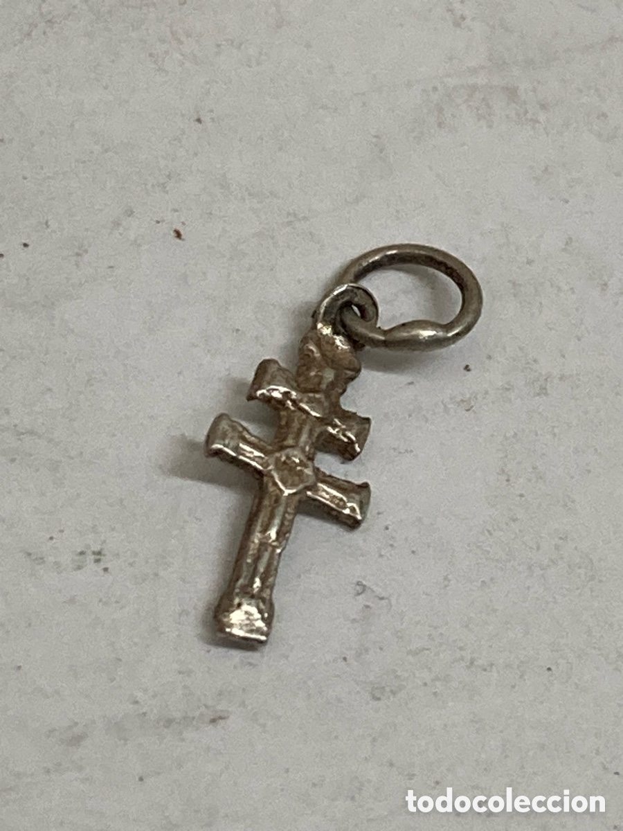 Antig&uuml;edades: Cruz de plata religiosa C511 - Foto 1