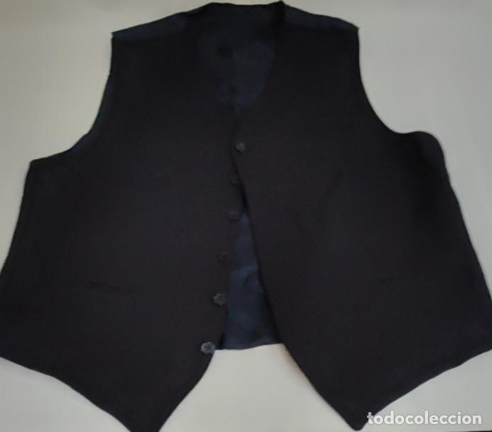 Antig&uuml;edades: CHALECO DE VESTIR PARA PONERSE CON TRAJE - Foto 1