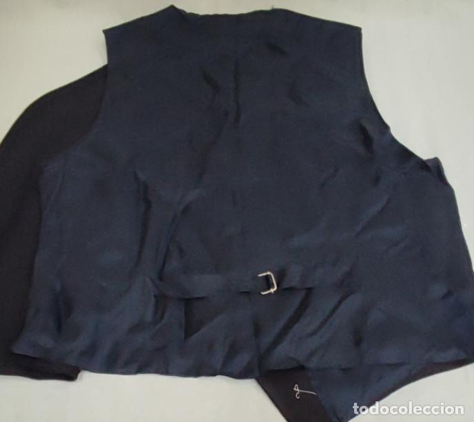 Antig&uuml;edades: CHALECO DE VESTIR PARA PONERSE CON TRAJE - Foto 3