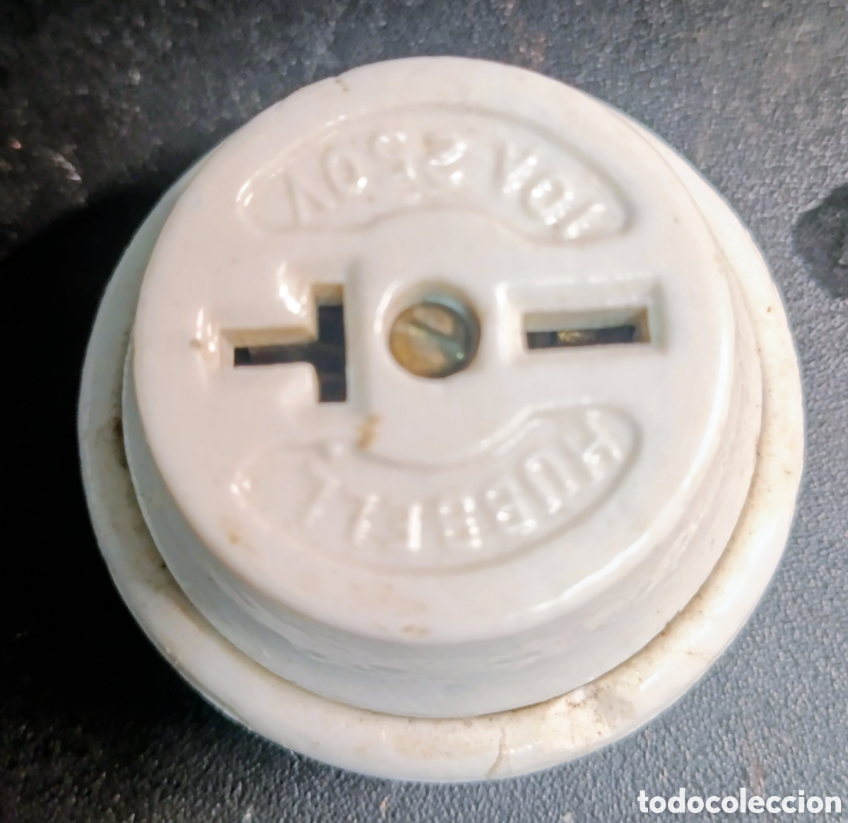 Antiquit&eacute;s: Antiguo interruptor de porcelana Hubell