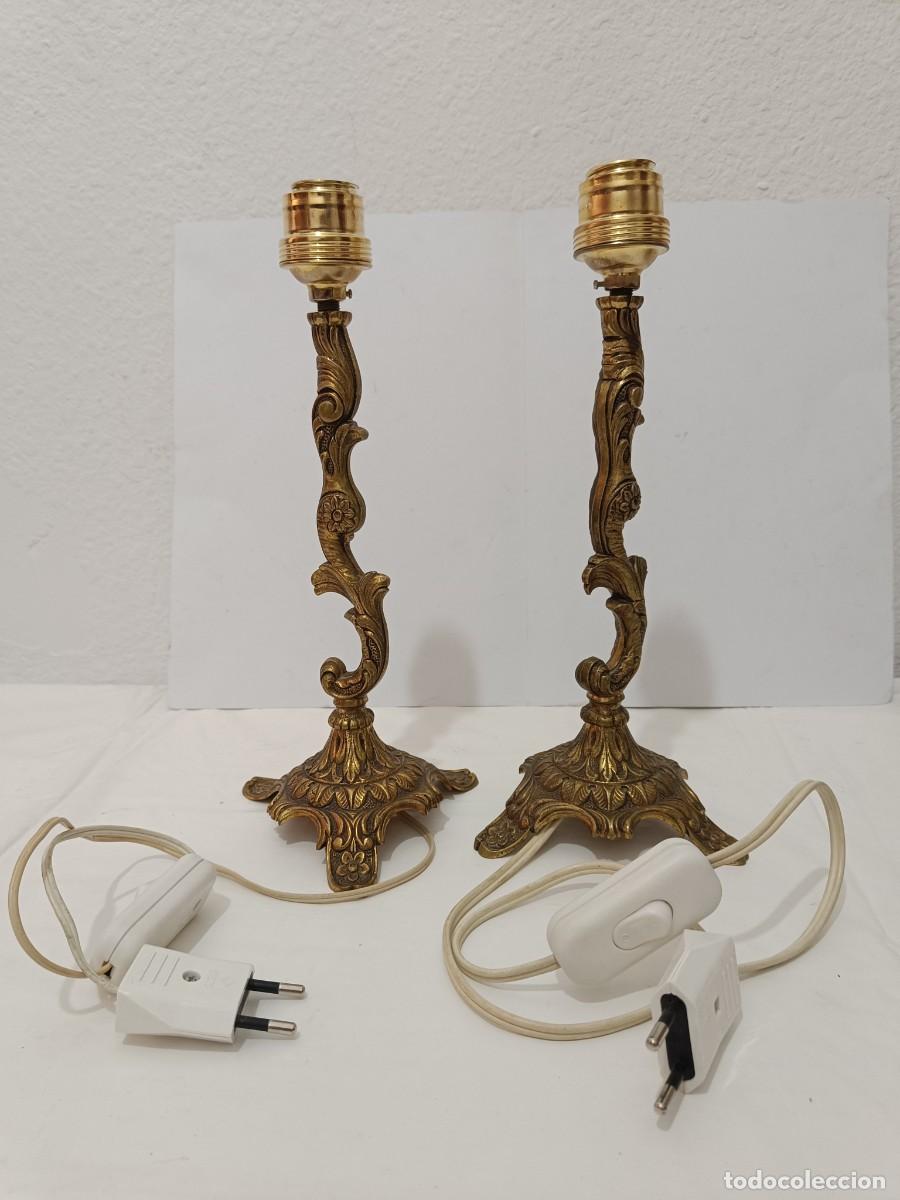 Antig&uuml;edades: Pareja de Pies de L&aacute;mpara en Bronce Fundido - Estilo Rococ&oacute; - 30 cm - Foto 1