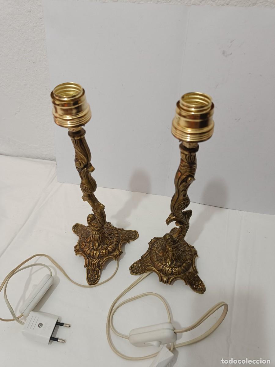 Antig&uuml;edades: Pareja de Pies de L&aacute;mpara en Bronce Fundido - Estilo Rococ&oacute; - 30 cm - Foto 3