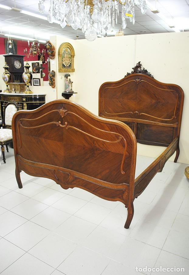 Antig&uuml;edades: CAMA ANTIGUA COMPLETA ESTILO LUIS XV - Foto 1