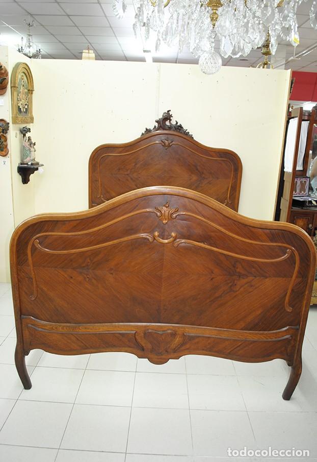 Antig&uuml;edades: CAMA ANTIGUA COMPLETA ESTILO LUIS XV - Foto 2
