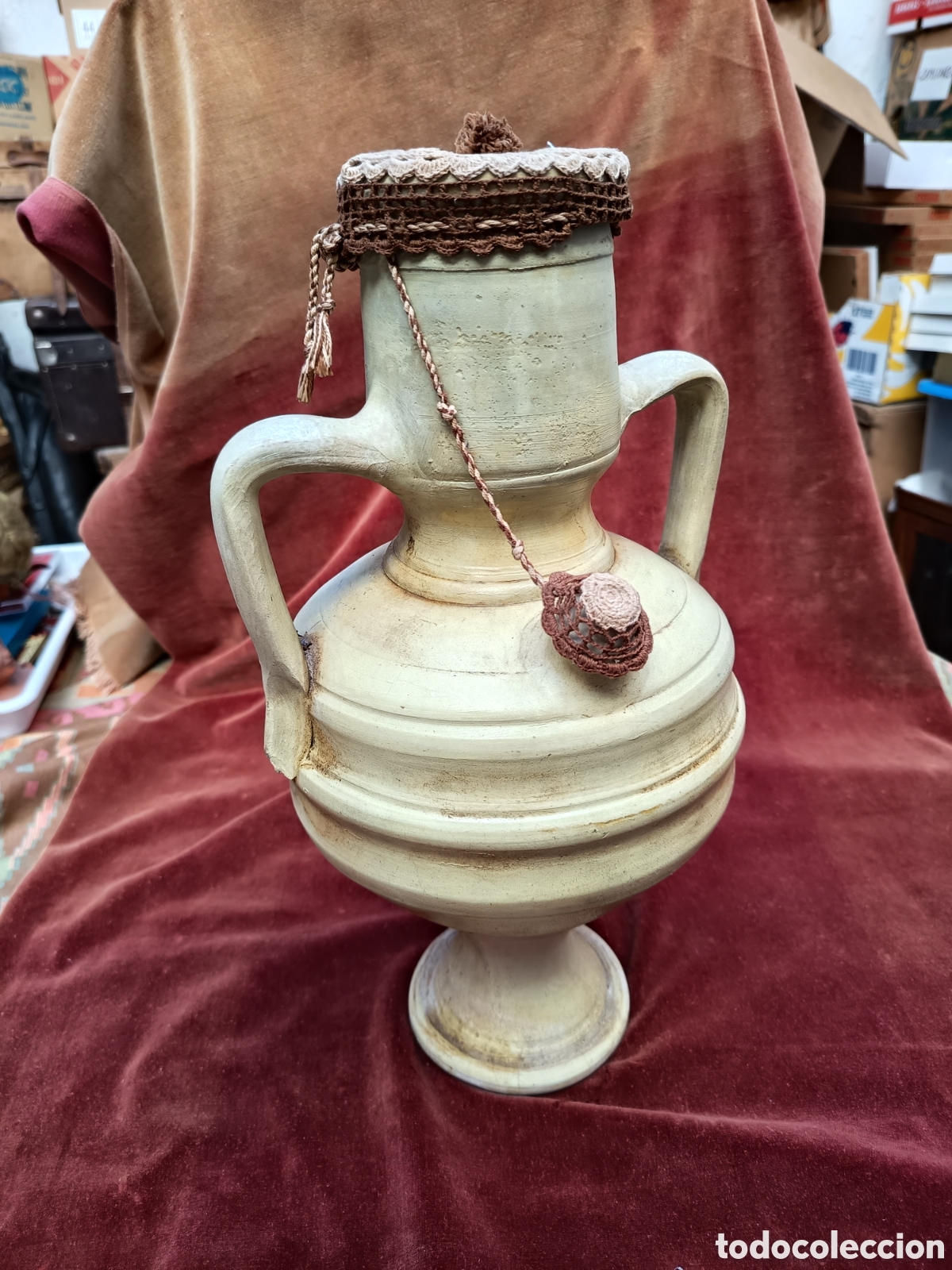 Antig&uuml;edades: Botijo de Agost con tapa de ganchillo - Foto 1