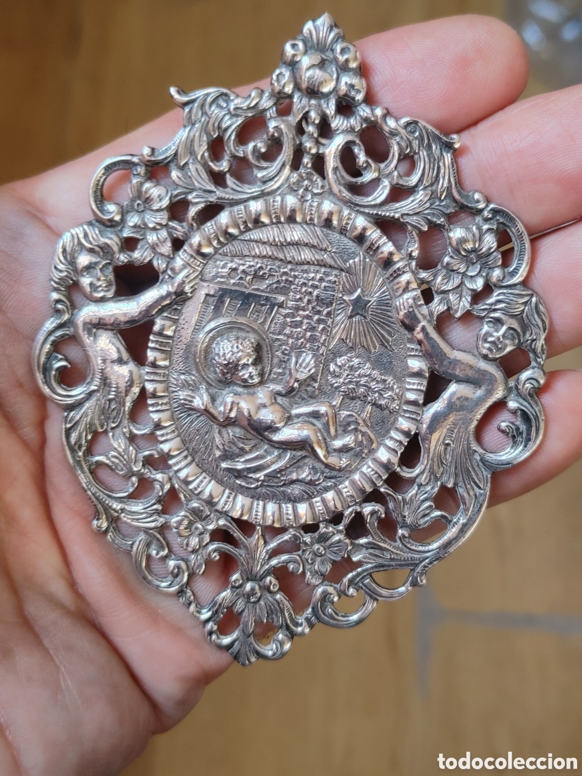Antig&uuml;edades: Medalla en plata calada. - Foto 4