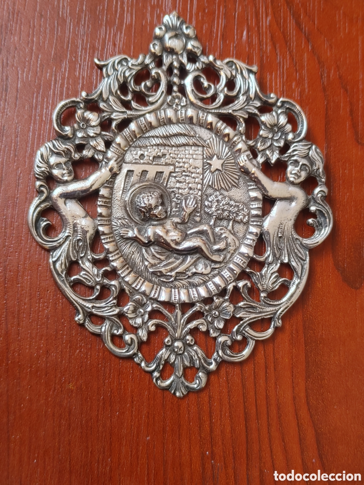 Antig&uuml;edades: Medalla en plata calada. - Foto 1