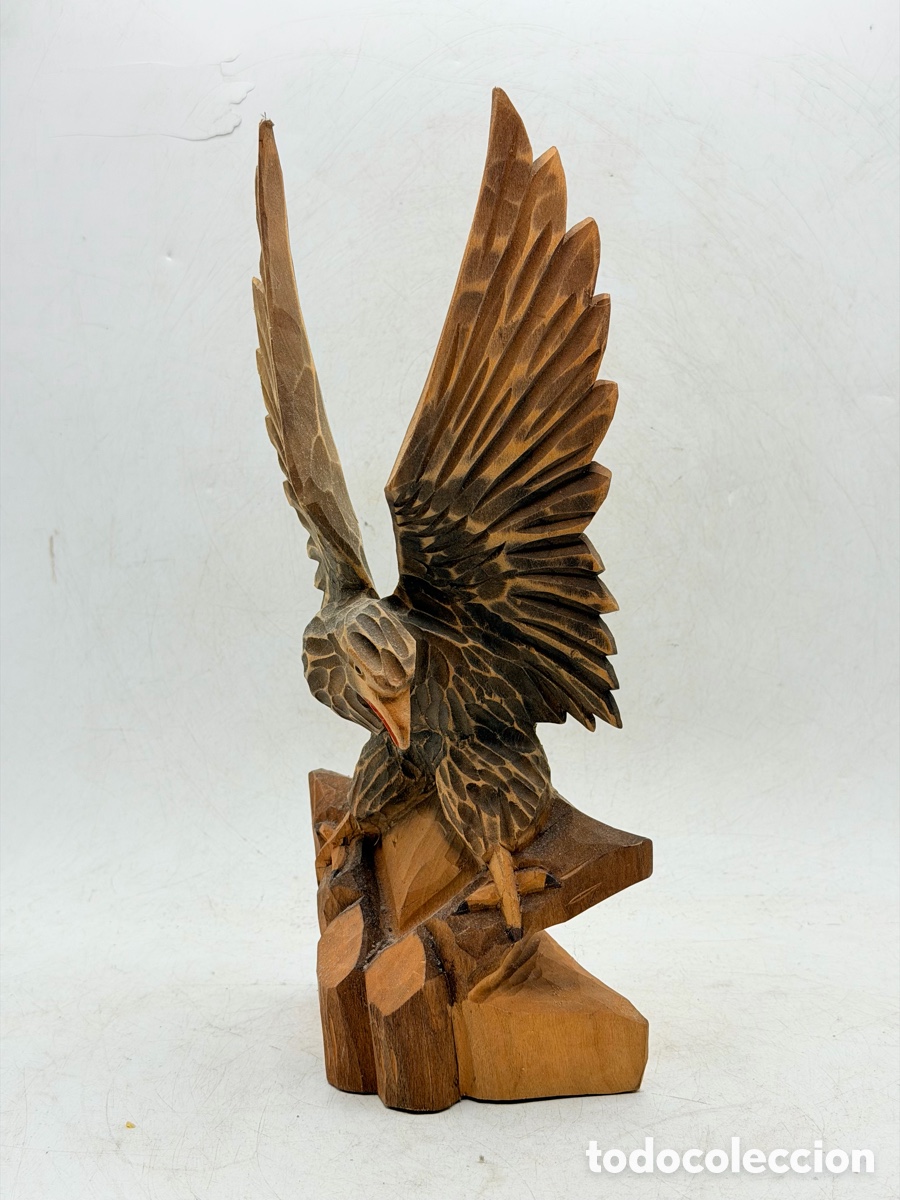 Antig&uuml;edades: Figura de &Aacute;guila tallada en madera - Foto 3