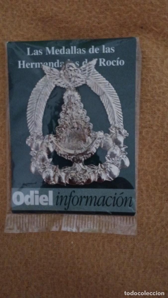 Antig&uuml;edades: Medalla Virgen del Roc&iacute;o Valencia - Foto 1
