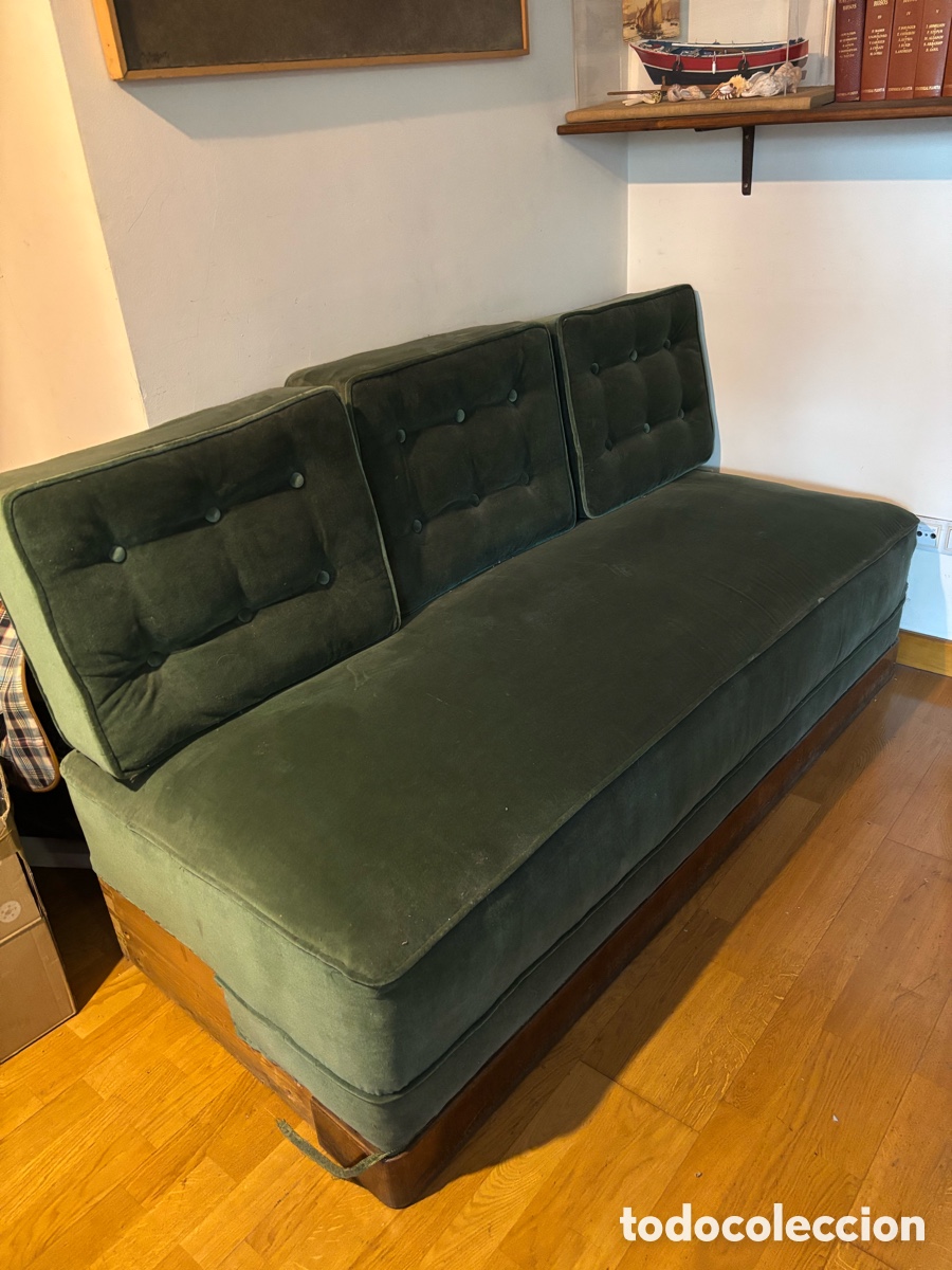 Antig&uuml;edades: Sof&aacute; Art Deco de madera y terciopelo verde - Foto 1