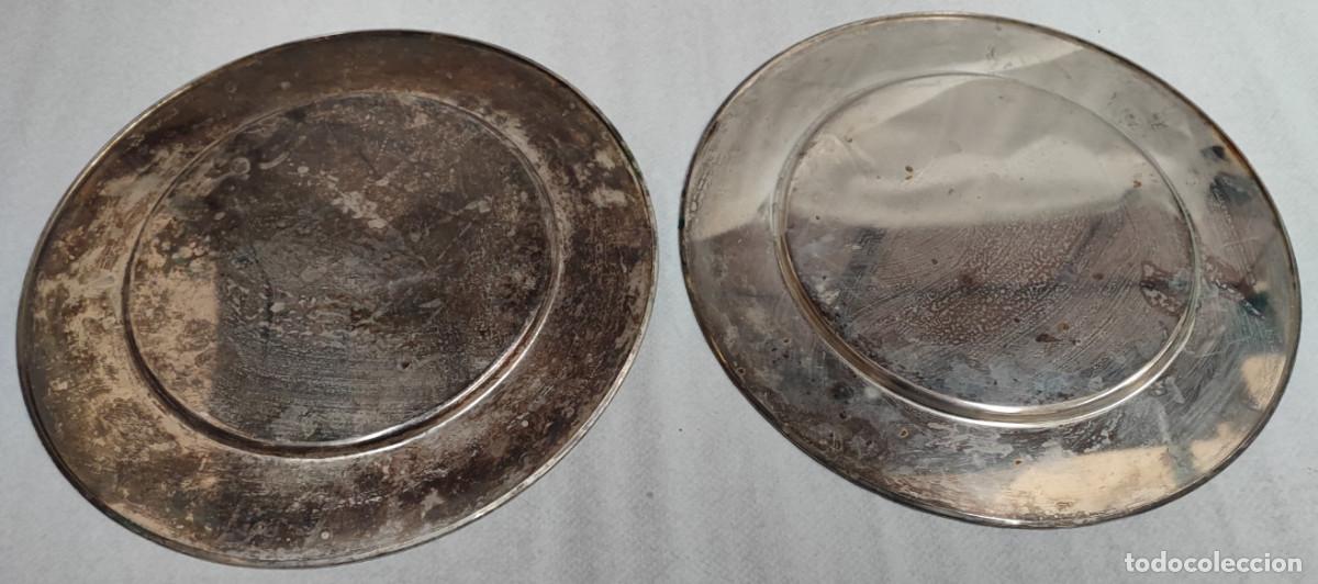 Antig&uuml;edades: 2 PLATOS METALICOS A IDENTIFICAR - Foto 2