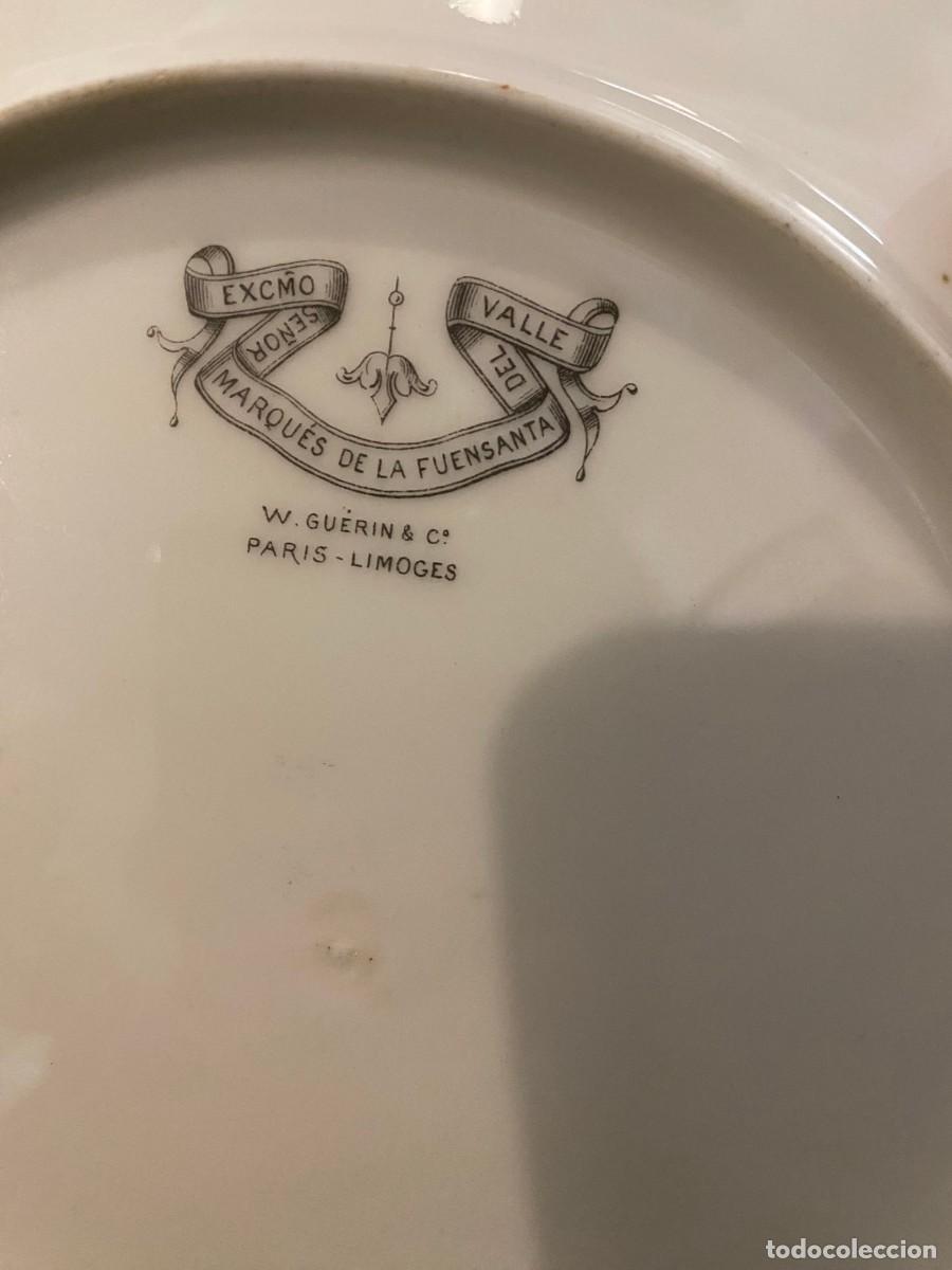 Antig&uuml;edades: plato limoges blasonado - Foto 2