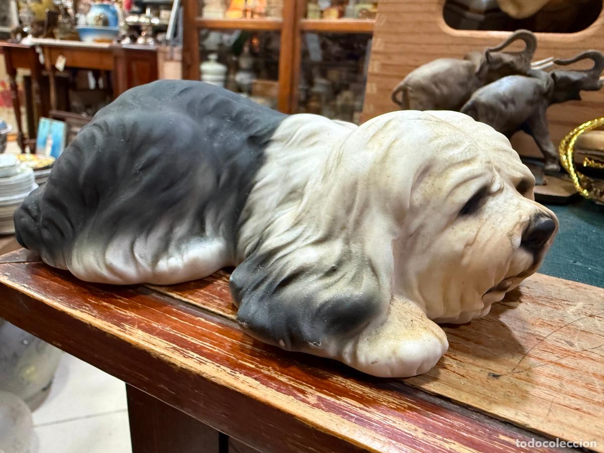 Antig&uuml;edades: PRECIOSO PERRO DE PORCELANA BISCUIT - MEDIDA 16X9,5 CM