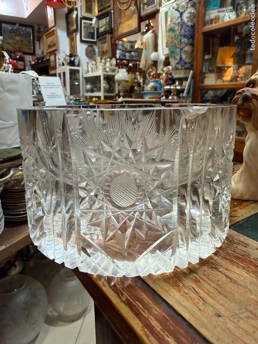 Antiguidades: MAGNIFICO CENICERO DE CRISTAL TALLADO - MEDIDA 15X9 CM