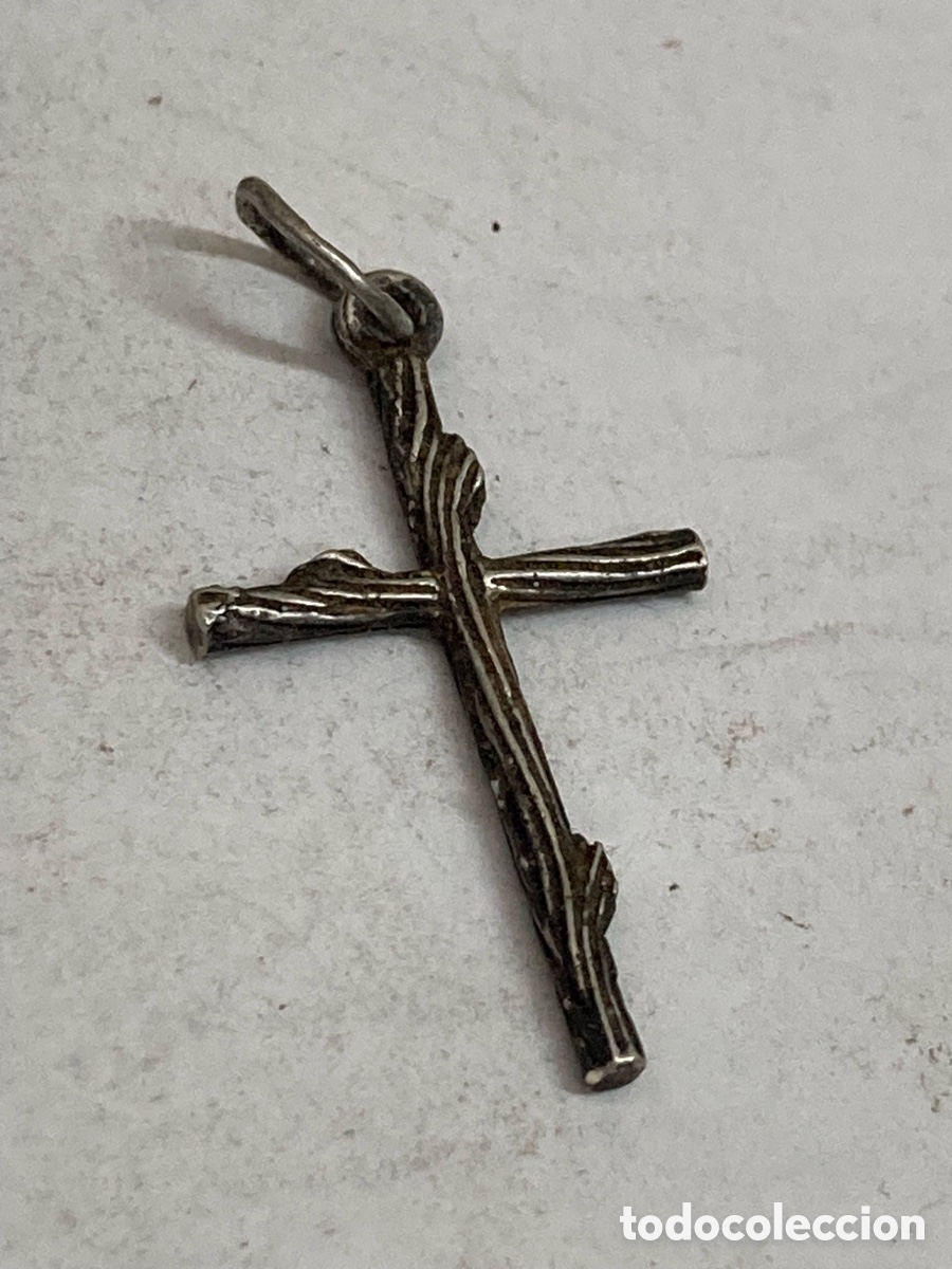 Antig&uuml;edades: Cruz de plata religiosa C512 - Foto 1