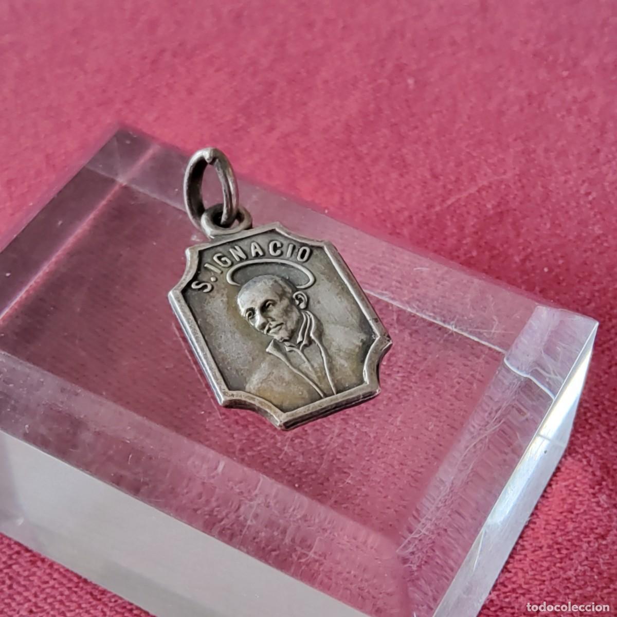 Antig&uuml;edades: ANTIGUA MEDALLA DE SAN IGNACIO Y EL CORAZ&Oacute;N DE JES&Uacute;S - Foto 2