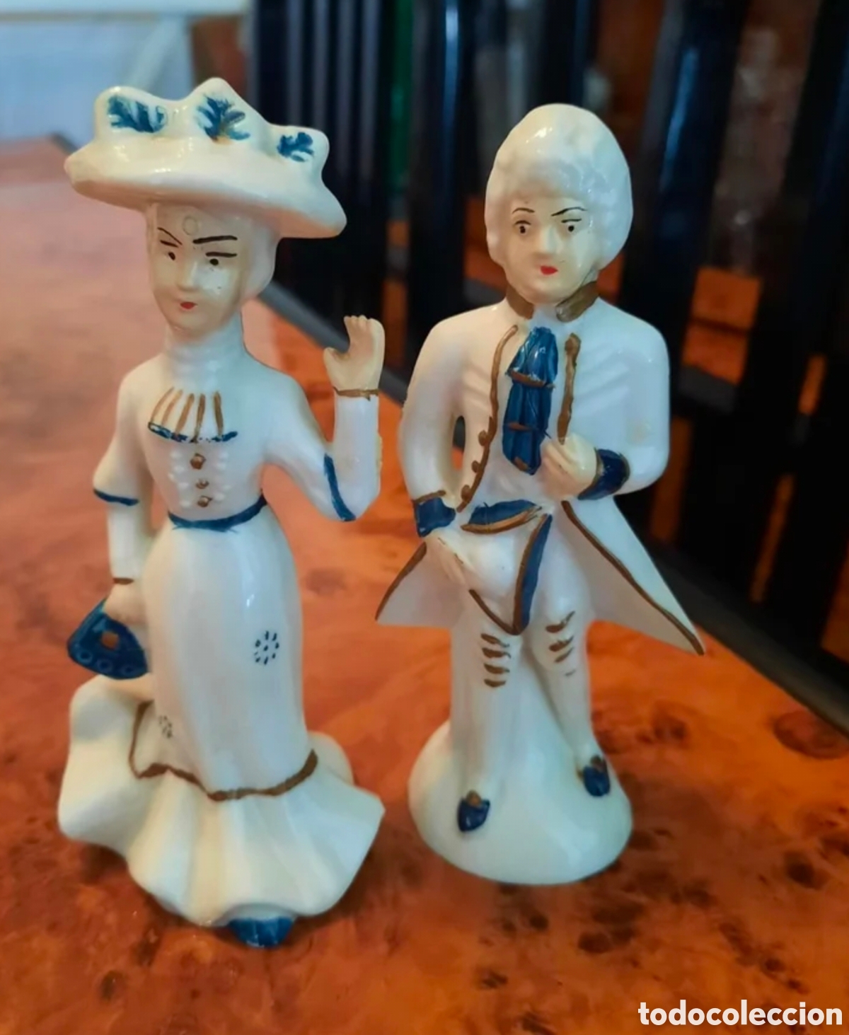 Oggetti Antichi: Conjunto Figuras Porcelana al estilo S.XVIII