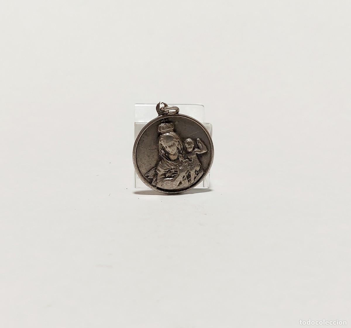 Antig&uuml;edades: Antigua medalla religiosa de plata - Foto 1
