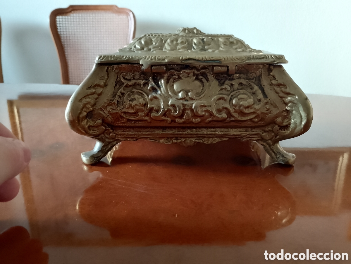 Antig&uuml;edades: Joyero de bronce renacentista - Foto 4