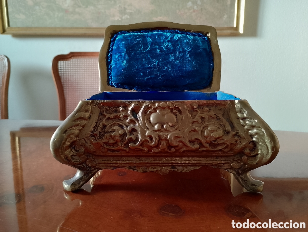 Antig&uuml;edades: Joyero de bronce renacentista - Foto 6