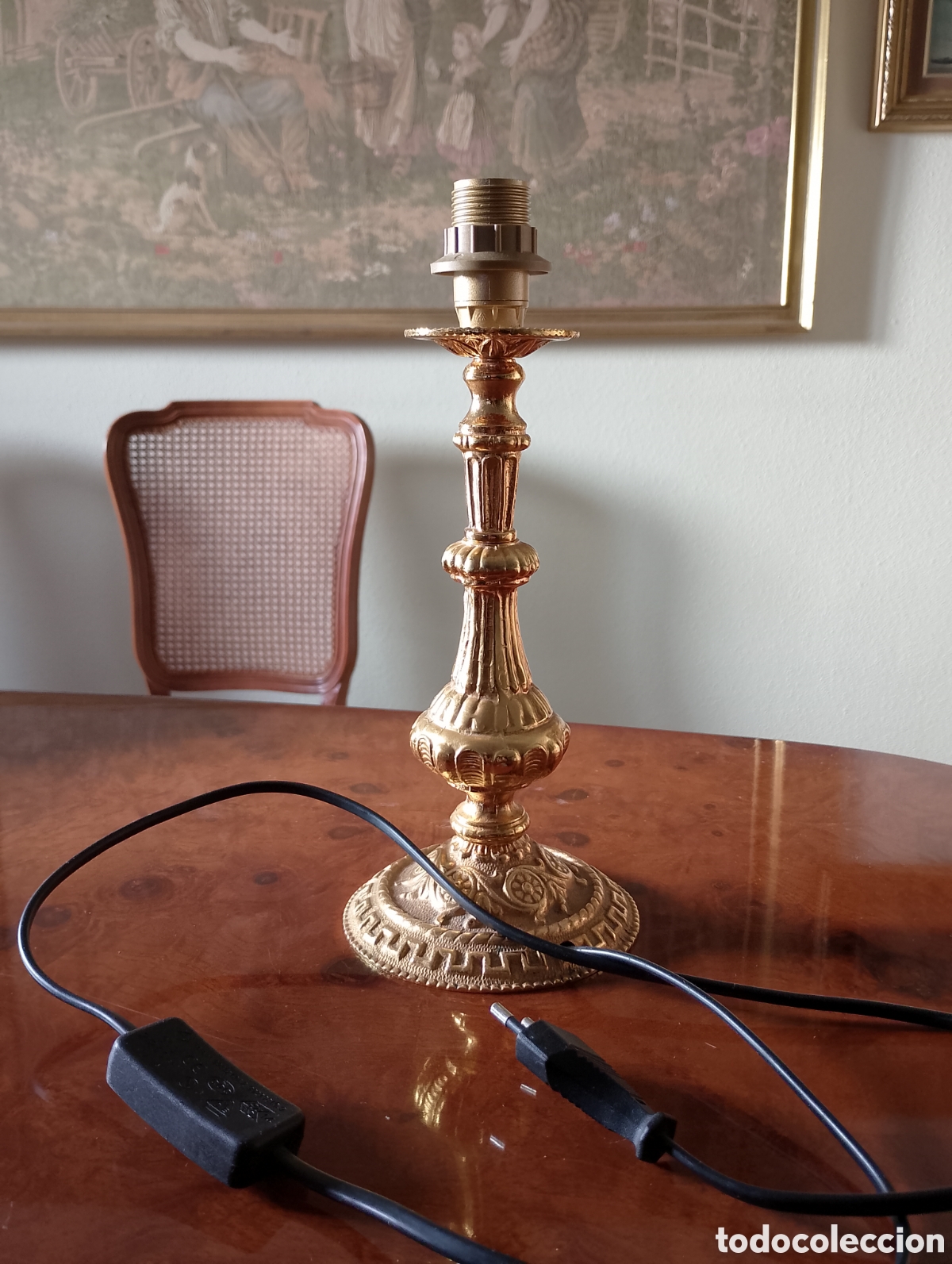 Antig&uuml;edades: Lampara de bronce de mesa - Foto 2