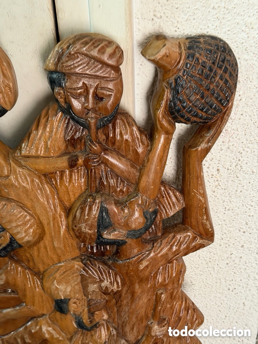 Antig&uuml;edades: Gran relieve tallado a mano en madera - Foto 3