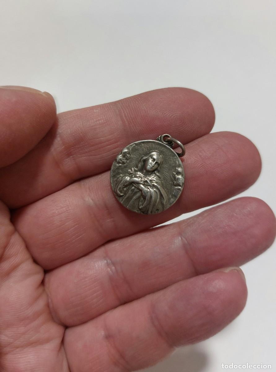 Antig&uuml;edades: Antigua medalla religiosa de plata - Foto 3