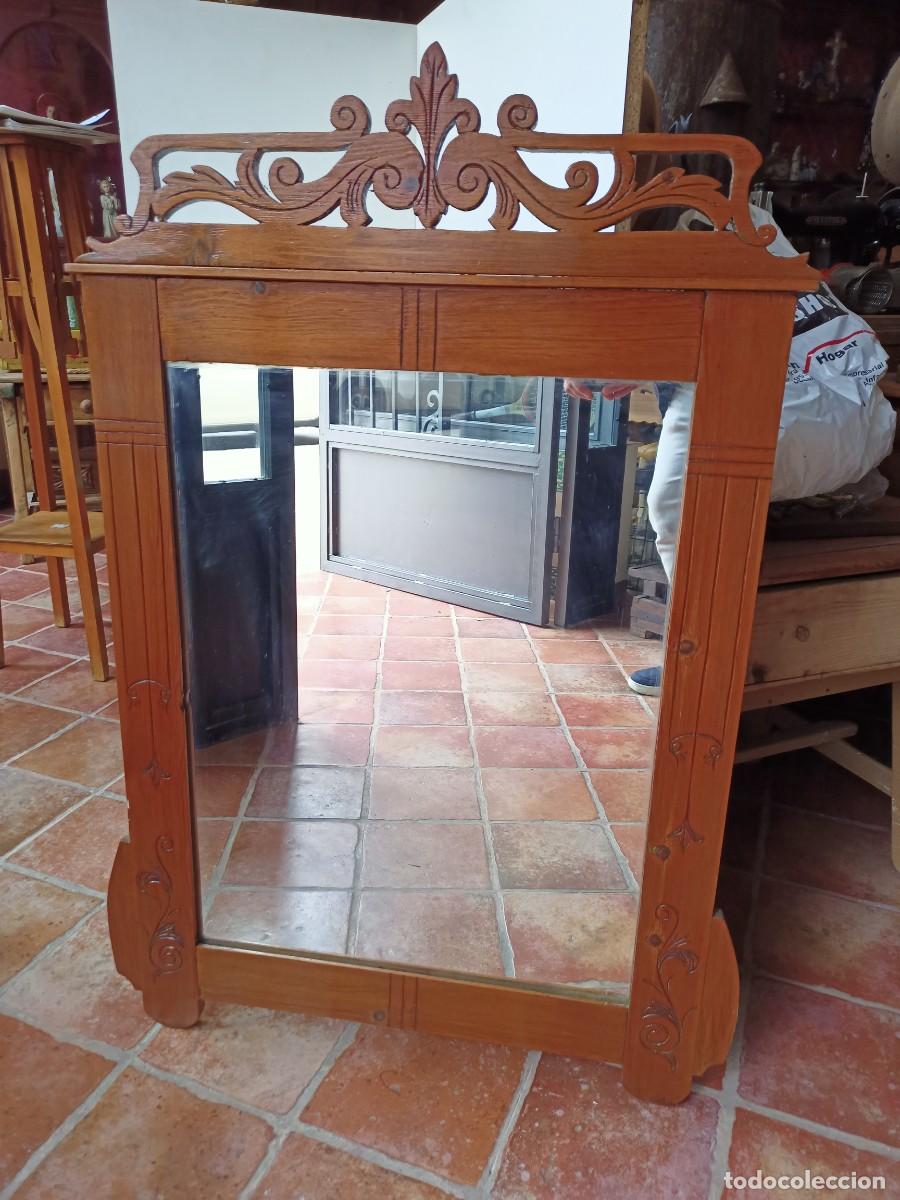 Antig&uuml;edades: Gran espejo de madera - Foto 1