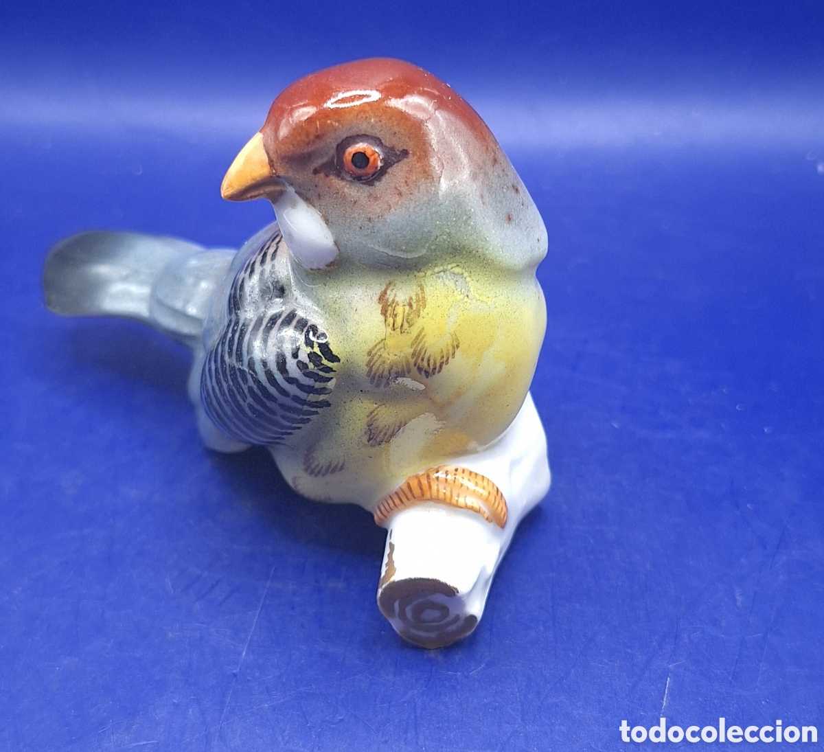 Antig&uuml;edades: Pajaro de Porcelana marca Hispania - Foto 3