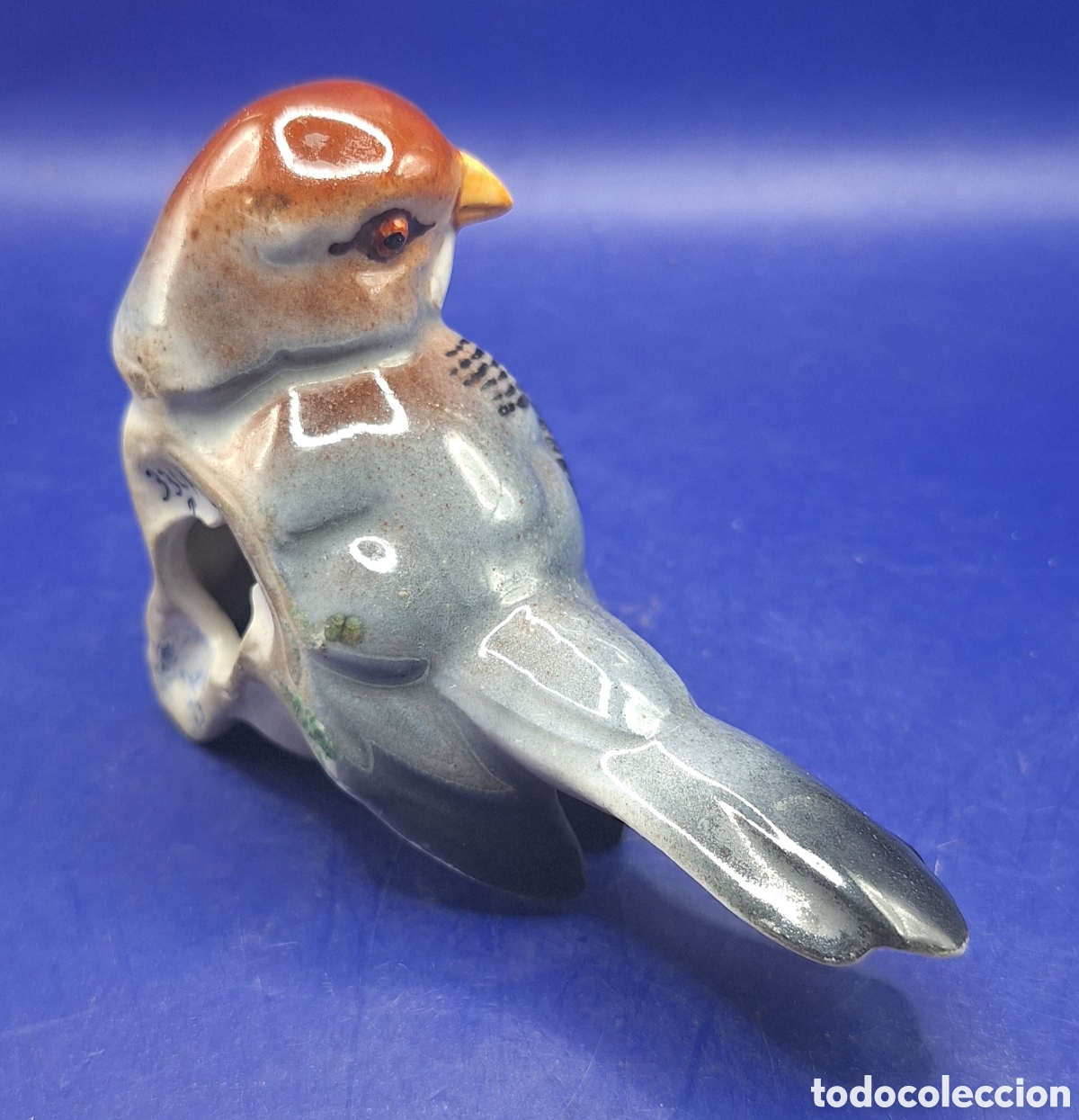 Antig&uuml;edades: Pajaro de Porcelana marca Hispania - Foto 5