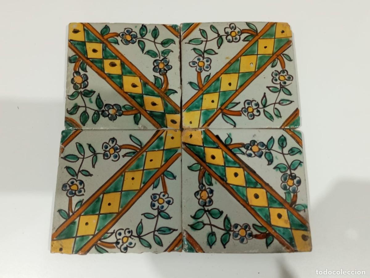 Antig&uuml;edades: Azulejos. (4) Pintados a mano. - Foto 1