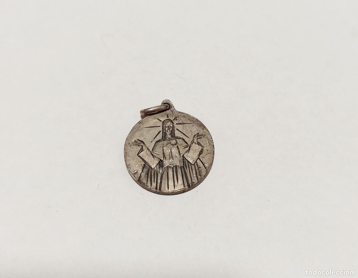 Antig&uuml;edades: Antigua medalla religiosa de plata - Foto 2