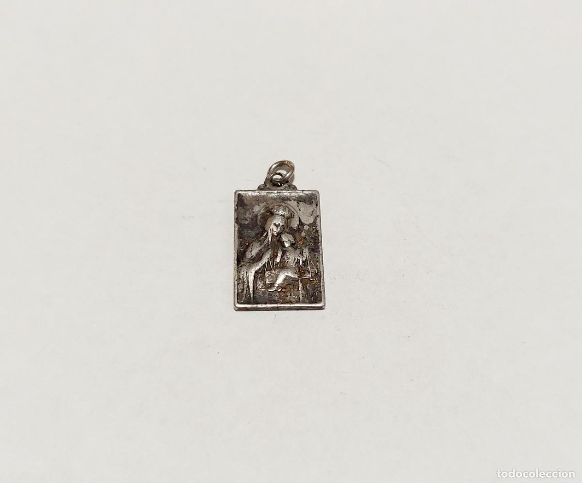 Antig&uuml;edades: Antigua medalla religiosa de plata - Foto 2