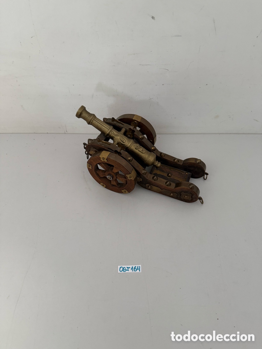 Antig&uuml;edades: Antiguo ca&ntilde;&oacute;n, de decoraci&oacute;n, madera y bronce - Foto 2