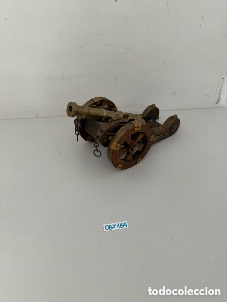 Antig&uuml;edades: Antiguo ca&ntilde;&oacute;n, de decoraci&oacute;n, madera y bronce - Foto 3