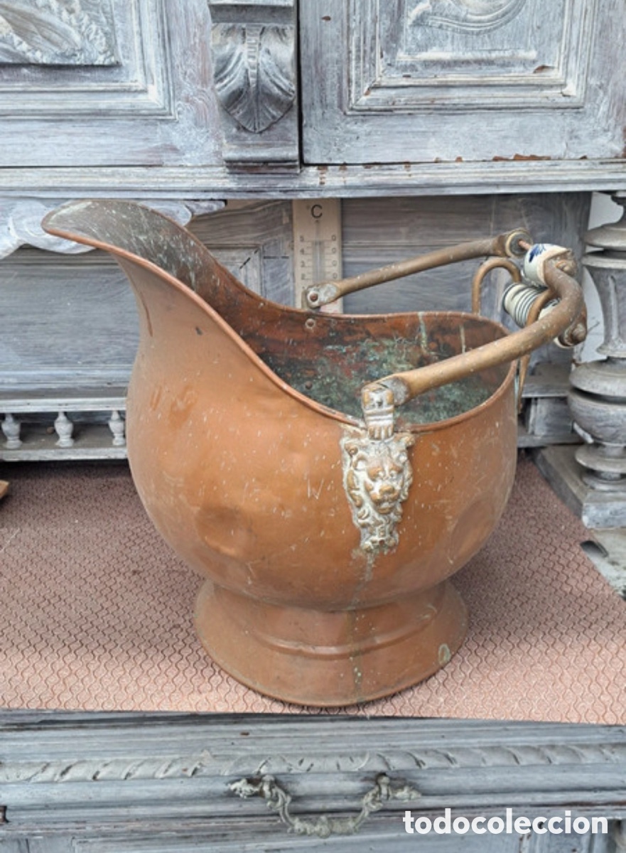 Antig&uuml;edades: Antiguo cubo de carb&oacute;n de cobre - Foto 3