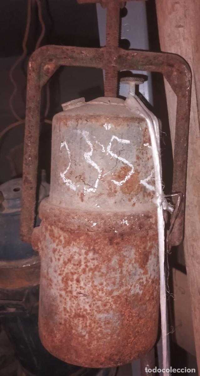 Antig&uuml;edades: Carburo - Foto 4