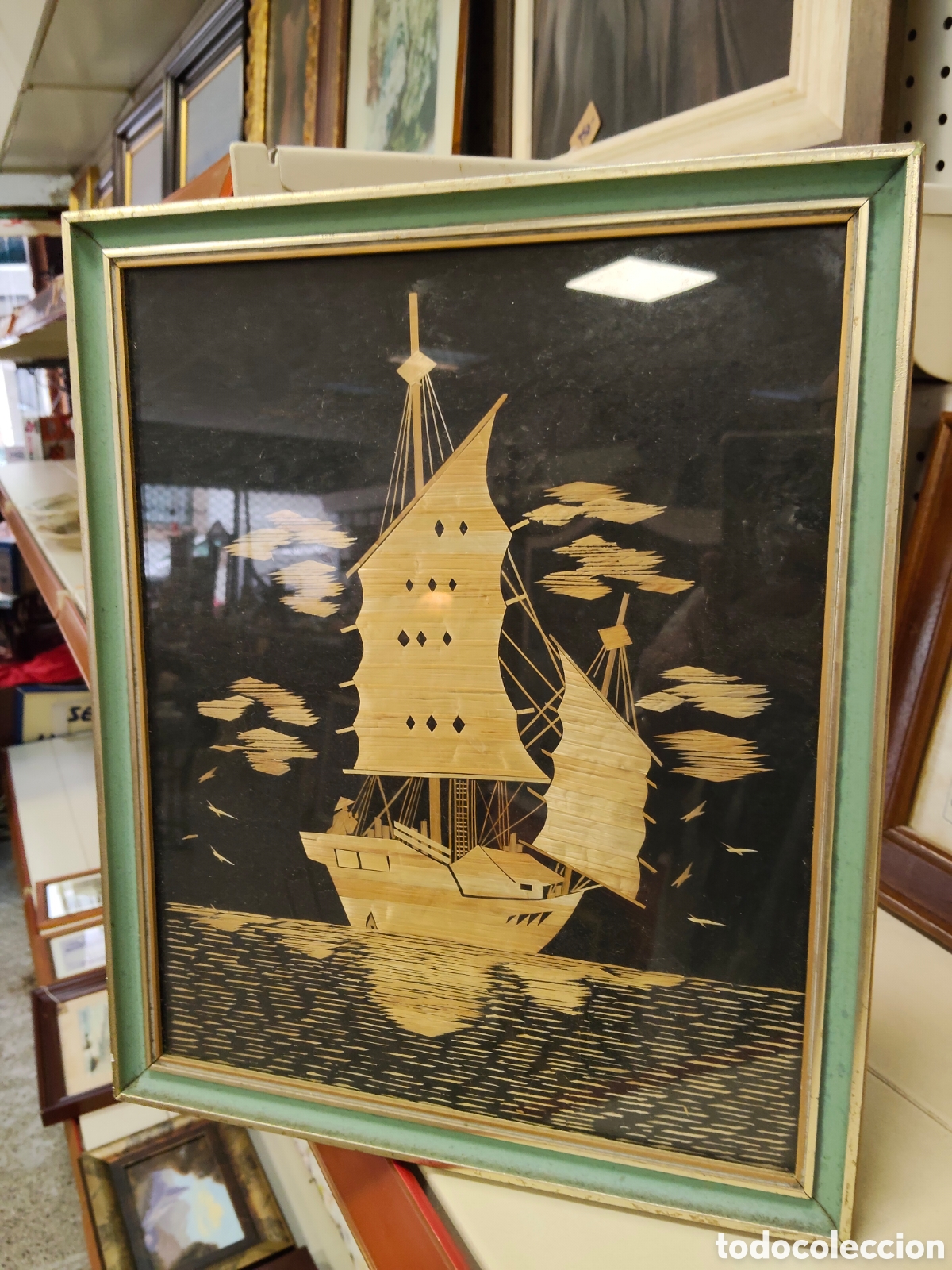 Antig&uuml;edades: Silueta de barco en madera - Foto 1