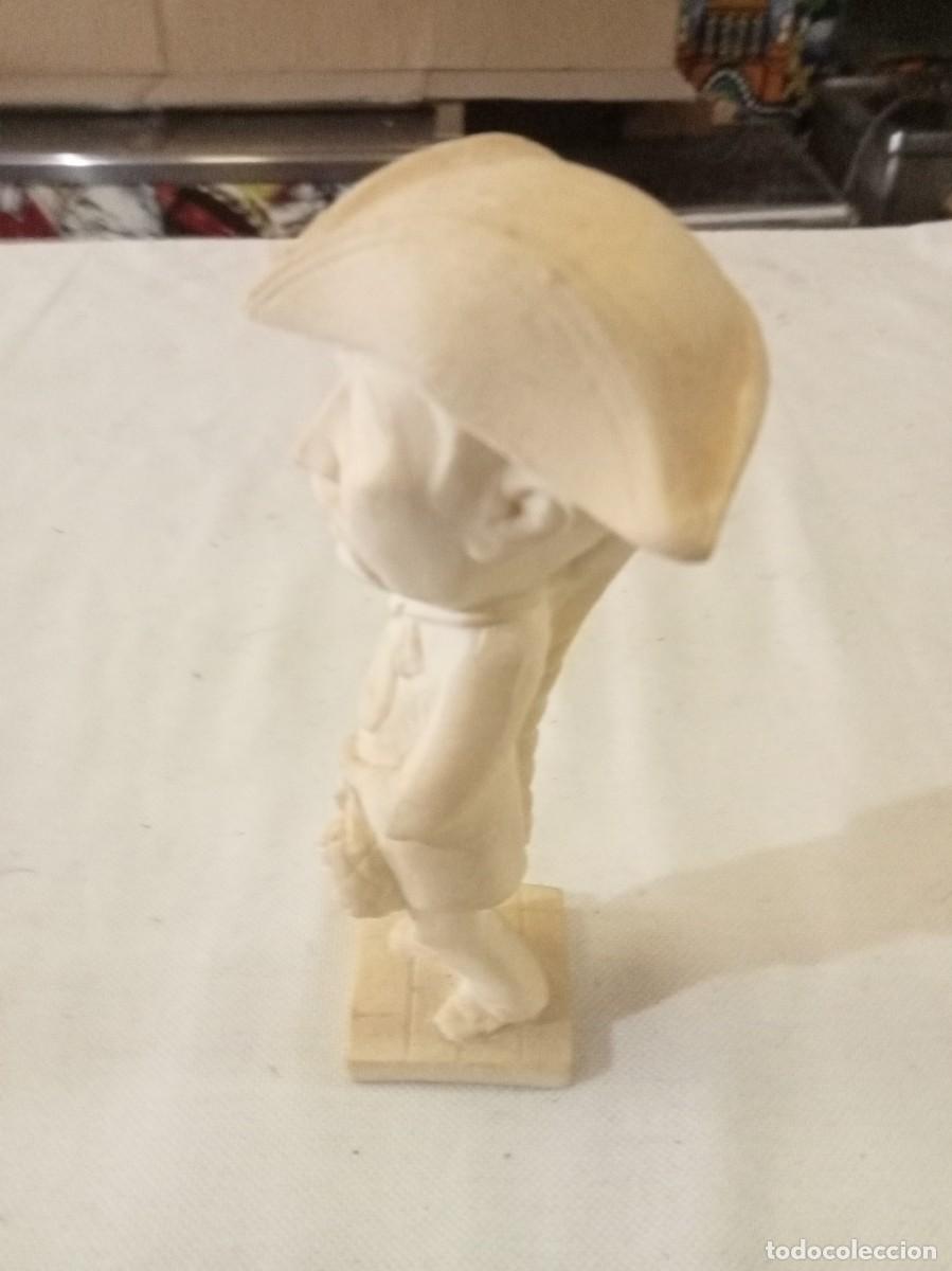 Antig&uuml;edades: Figura persona marmolina - Foto 2