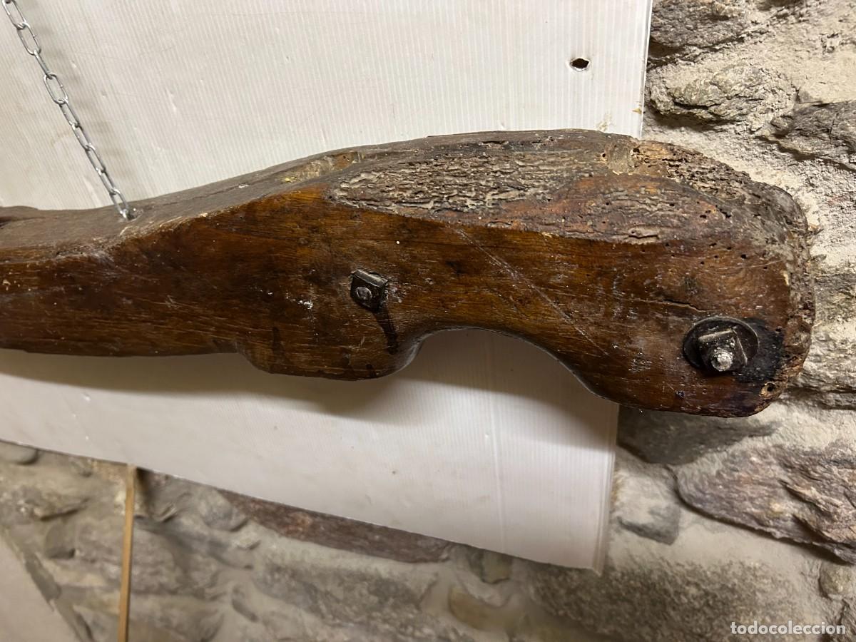 Antig&uuml;edades: Yugo de madera antiguo, grande - Foto 7