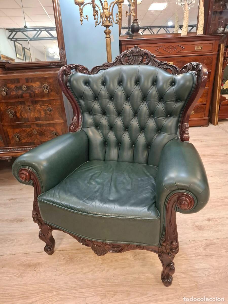 Antig&uuml;edades: Sill&oacute;n barroco de madera y cuero - Foto 2
