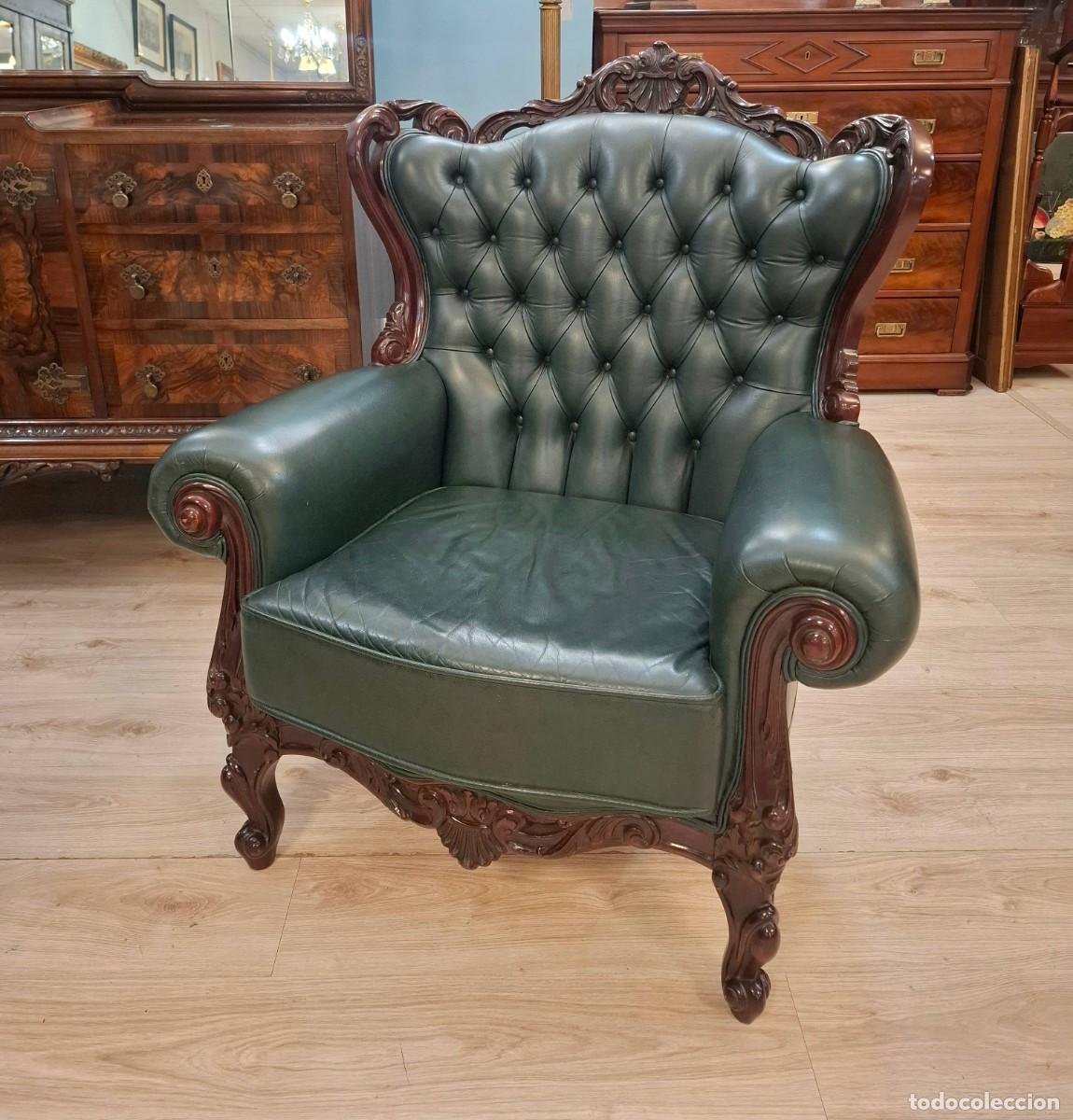 Antig&uuml;edades: Sill&oacute;n barroco de madera y cuero - Foto 1