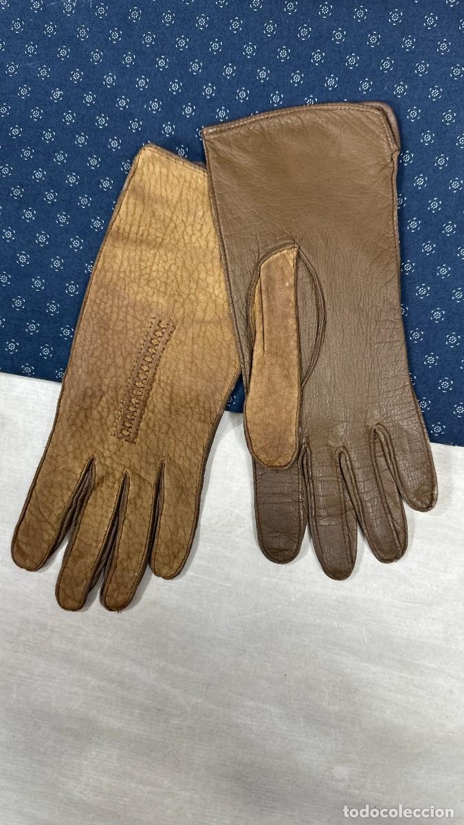 Antig&uuml;edades: Guantes de piel - Foto 6