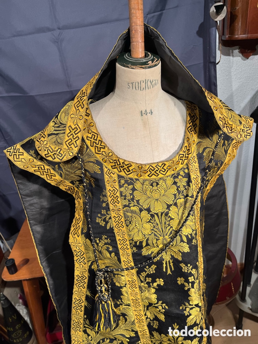 Antig&uuml;edades: Antigua casulla y complementos - Foto 12
