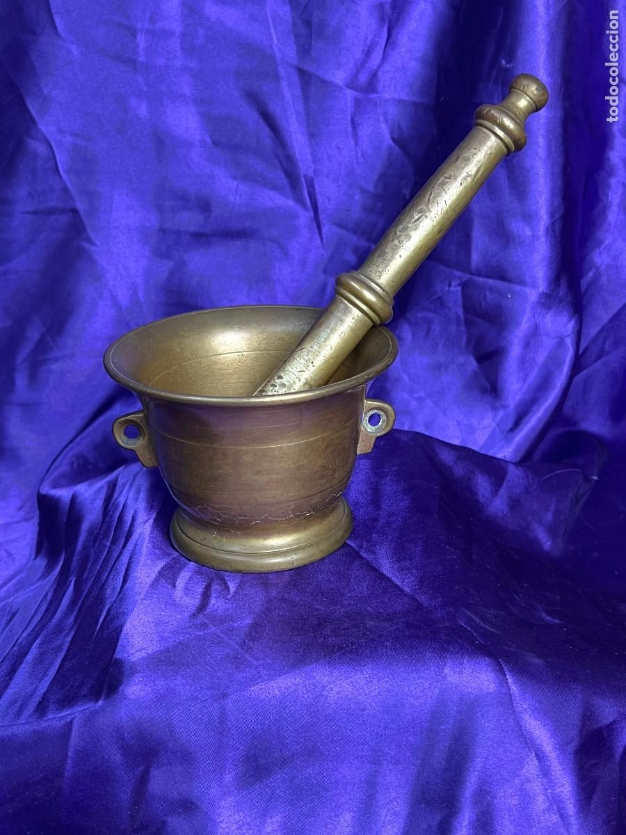 Antig&uuml;edades: antiguo almirez mortero en bronce - Foto 1