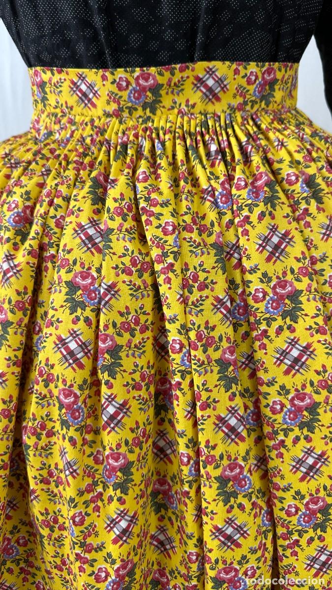 Antig&uuml;edades: Saya de percal amarillo estampado - Foto 4