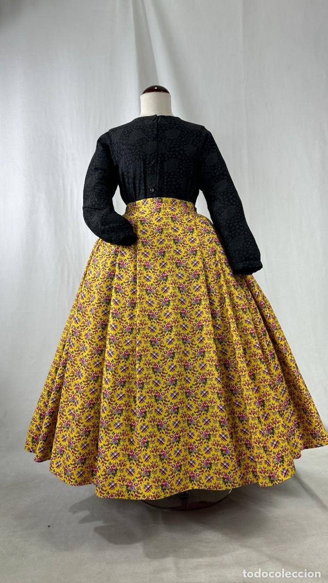Antig&uuml;edades: Saya de percal amarillo estampado - Foto 9