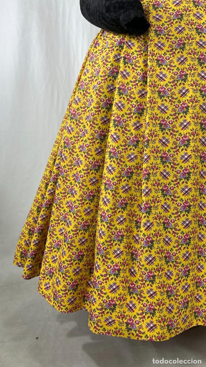 Antig&uuml;edades: Saya de percal amarillo estampado - Foto 11