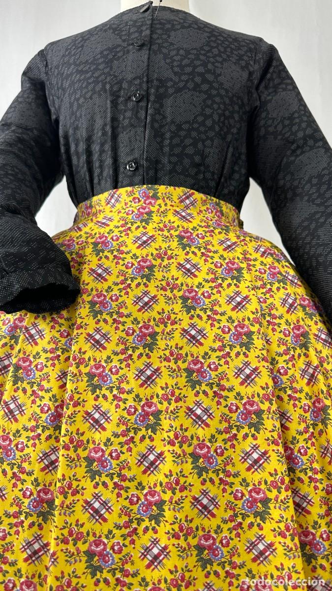 Antig&uuml;edades: Saya de percal amarillo estampado - Foto 12