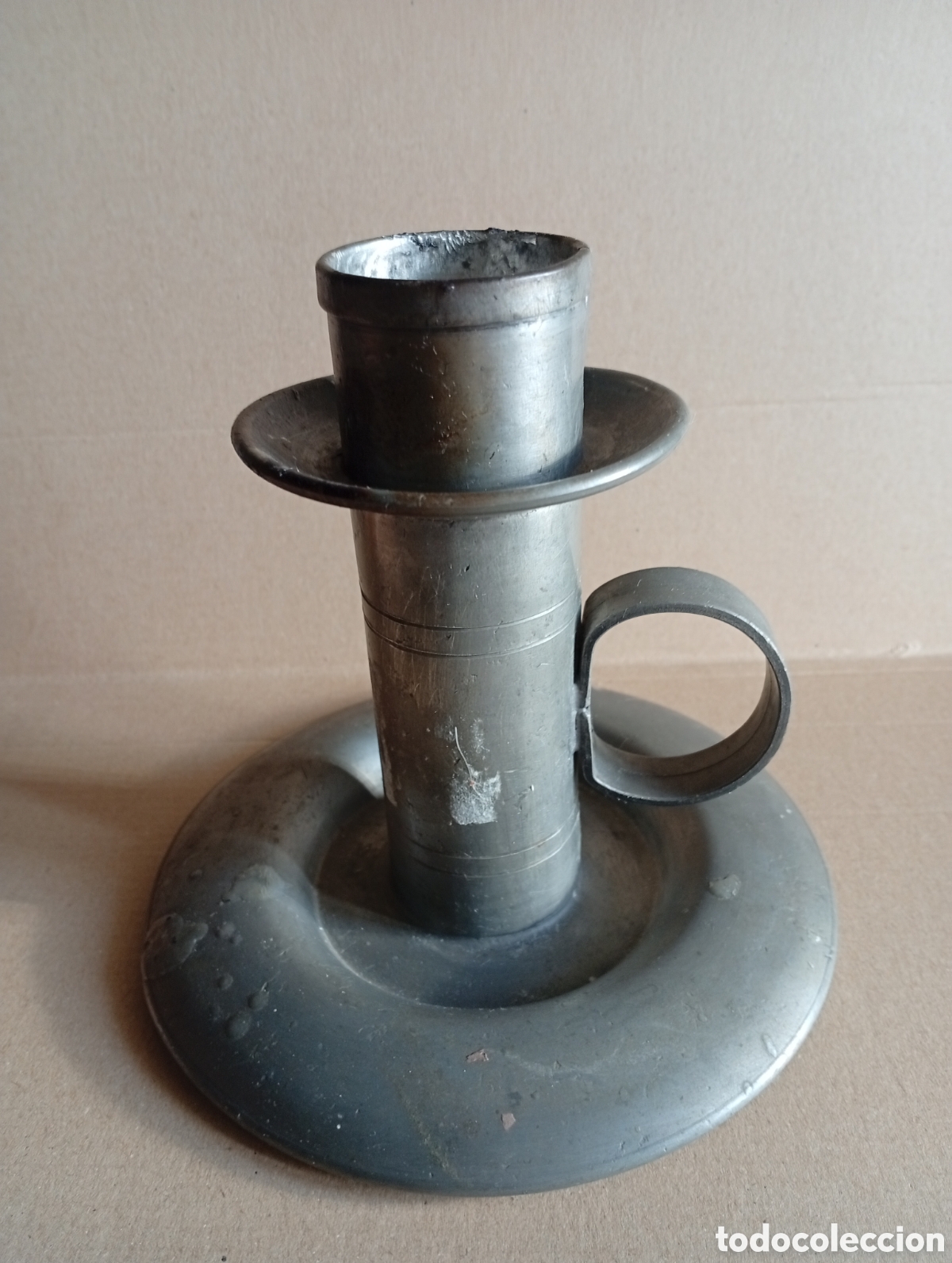 Antig&uuml;edades: Candelabro de peltre - Foto 1